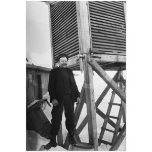 3b695a04-52a8-4f54-b5d1-cd9efec29b88