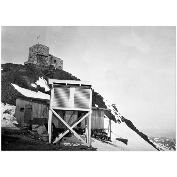 f60f7571-78fd-4101-b841-14264ee18ae0